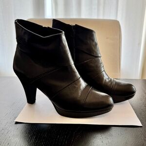 Umberto Raffini - Vera Ankle Booties